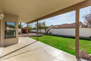 1007 E Secretariat Dr, Tempe, AZ 85284 - Photo 31