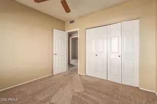 1007 E Secretariat Dr, Tempe, AZ 85284 - Photo 27