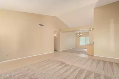 1007 E Secretariat Drive, Tempe, AZ 85284 - Photo 5