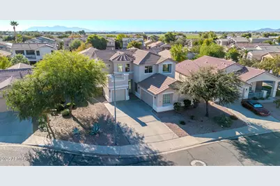 16529 W Saguaro Lane, Surprise, AZ 85388 - Photo 59