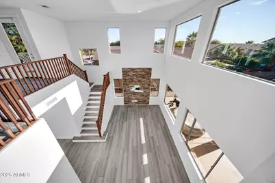 16529 W Saguaro Lane, Surprise, AZ 85388 - Photo 9