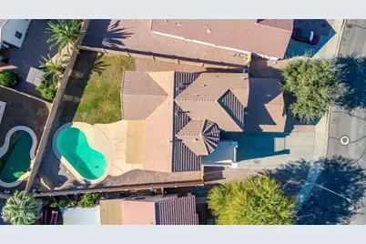 16529 W Saguaro Lane, Surprise, AZ 85388 - Photo 69