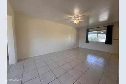11815 N Hillcrest Drive, Sun City, AZ 85351 - Photo 5