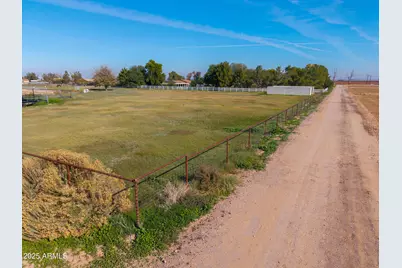 48217 W Quail Run Way #8, Maricopa, AZ 85139 - Photo 13