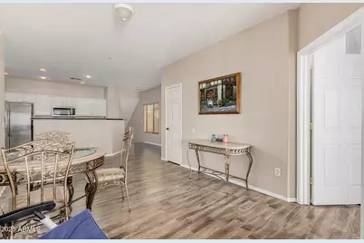 6770 N 47th Avenue #2018, Glendale, AZ 85301 - Photo 7