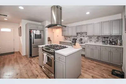 2701 N 66th Street, Scottsdale, AZ 85257 - Photo 9