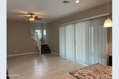 6516 E Michigan Avenue, Phoenix, AZ 85054 - Photo 9