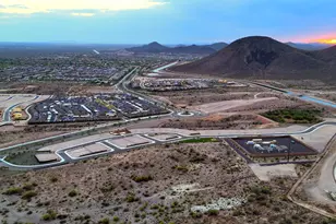 11886 W Burnside Trail, Peoria, AZ 85383 - Photo 3