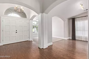 915 W Grand Caymen Dr, Gilbert, AZ 85233 - Photo 5