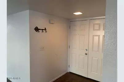 9761 N 68th Lane, Peoria, AZ 85345 - Photo 11