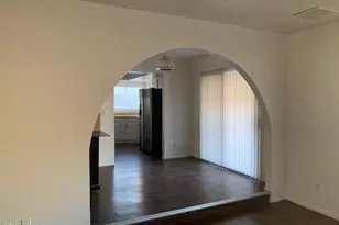 9761 N 68th Ln, Peoria, AZ 85345 - Photo 3