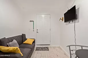 5704 W Purdue Cir, Glendale, AZ 85302 - Photo 35