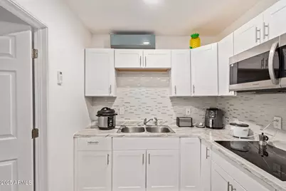 5704 W Purdue Circle, Glendale, AZ 85302 - Photo 37