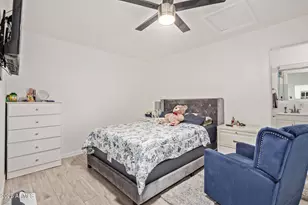 5704 W Purdue Cir, Glendale, AZ 85302 - Photo 41