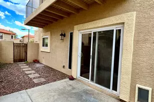 10255 N 12th Pl, Phoenix, AZ 85020 - Photo 17