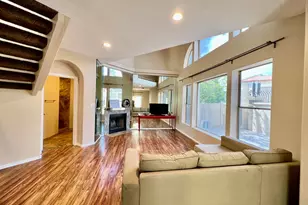 10255 N 12th Pl, Phoenix, AZ 85020 - Photo 3