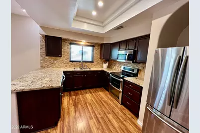 10255 N 12th Place #3, Phoenix, AZ 85020 - Photo 9