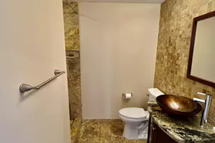 10255 N 12th Pl, Phoenix, AZ 85020 - Photo 5