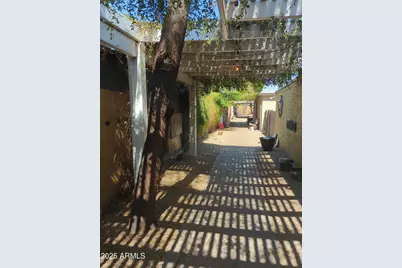 1646 E Indianola Avenue #1, Phoenix, AZ 85016 - Photo 17