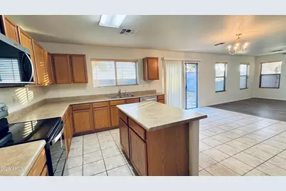 8903 E Plana Avenue, Mesa, AZ 85212 - Photo 7