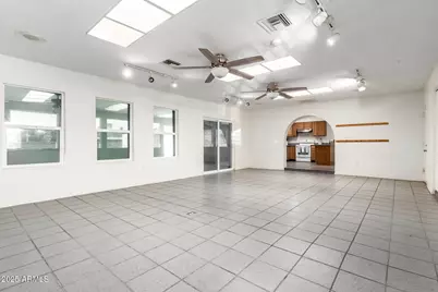 2828 N 72nd Avenue, Phoenix, AZ 85035 - Photo 7