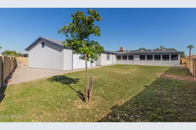 2828 N 72nd Avenue, Phoenix, AZ 85035 - Photo 37