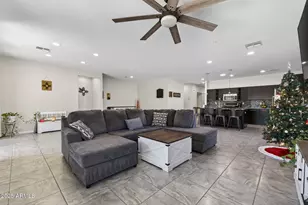 7137 S Fawn Ave, Gilbert, AZ 85298 - Photo 3