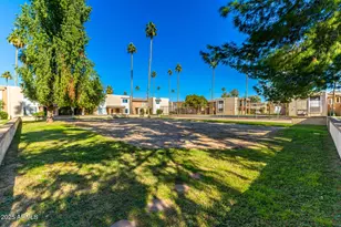 7126 N 19th Ave, Phoenix, AZ 85021 - Photo 31