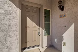 1958 W Busoni Pl, Phoenix, AZ 85023 - Photo 3