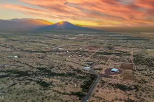 48424 N 520th Ave, Aguila, AZ 85320 - Photo 19