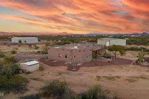 48424 N 520th Ave, Aguila, AZ 85320 - Photo 7