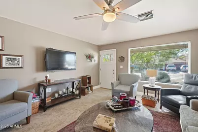 3470 E Paradise Drive, Phoenix, AZ 85028 - Photo 7