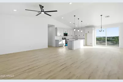 32933 W Elwood Street, Tonopah, AZ 85354 - Photo 5