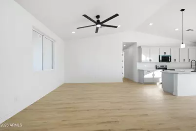 32933 W Elwood Street, Tonopah, AZ 85354 - Photo 7