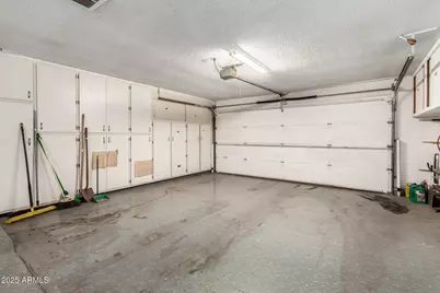 11046 W Campana Drive, Sun City, AZ 85351 - Photo 21