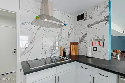 4313 E Sunrise Drive, Phoenix, AZ 85044 - Photo 13