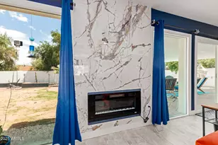 4313 E Sunrise Dr, Phoenix, AZ 85044 - Photo 7