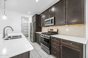 10829 W Hadley St, Avondale, AZ 85323 - Photo 9