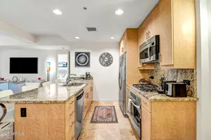 7121 E Rancho Vista Dr, Scottsdale, AZ 85251 - Photo 3