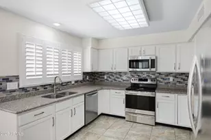 4237 E Rockledge Rd, Phoenix, AZ 85044 - Photo 15