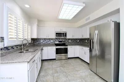 4237 E Rockledge Road, Phoenix, AZ 85044 - Photo 5