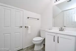 4237 E Rockledge Rd, Phoenix, AZ 85044 - Photo 9