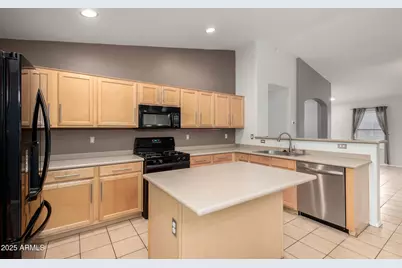 4013 S Summer Court, Gilbert, AZ 85297 - Photo 13