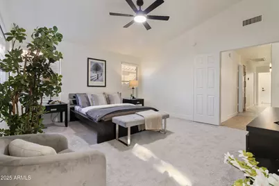 4523 E Bighorn Avenue, Phoenix, AZ 85044 - Photo 15