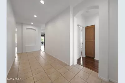 1642 W Windsong Drive, Phoenix, AZ 85045 - Photo 9