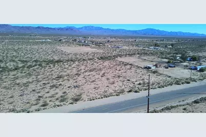 1152 S Colorado Road #-, Golden Valley, AZ 86413 - Photo 7