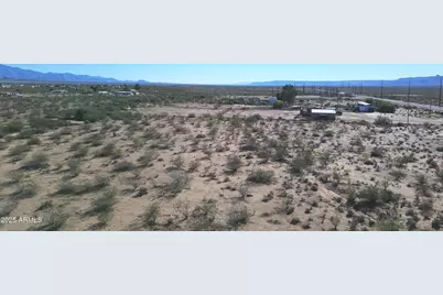 1152 S Colorado Road #-, Golden Valley, AZ 86413 - Photo 27