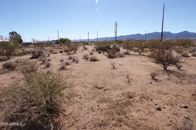 1152 S Colorado Road #-, Golden Valley, AZ 86413 - Photo 37