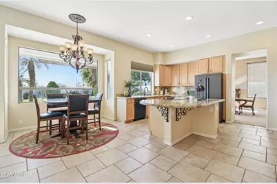 923 W Windsong Drive, Phoenix, AZ 85045 - Photo 9