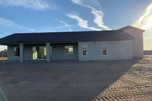 28328 N 220th Ave, Wittmann, AZ 85361 - Photo 7